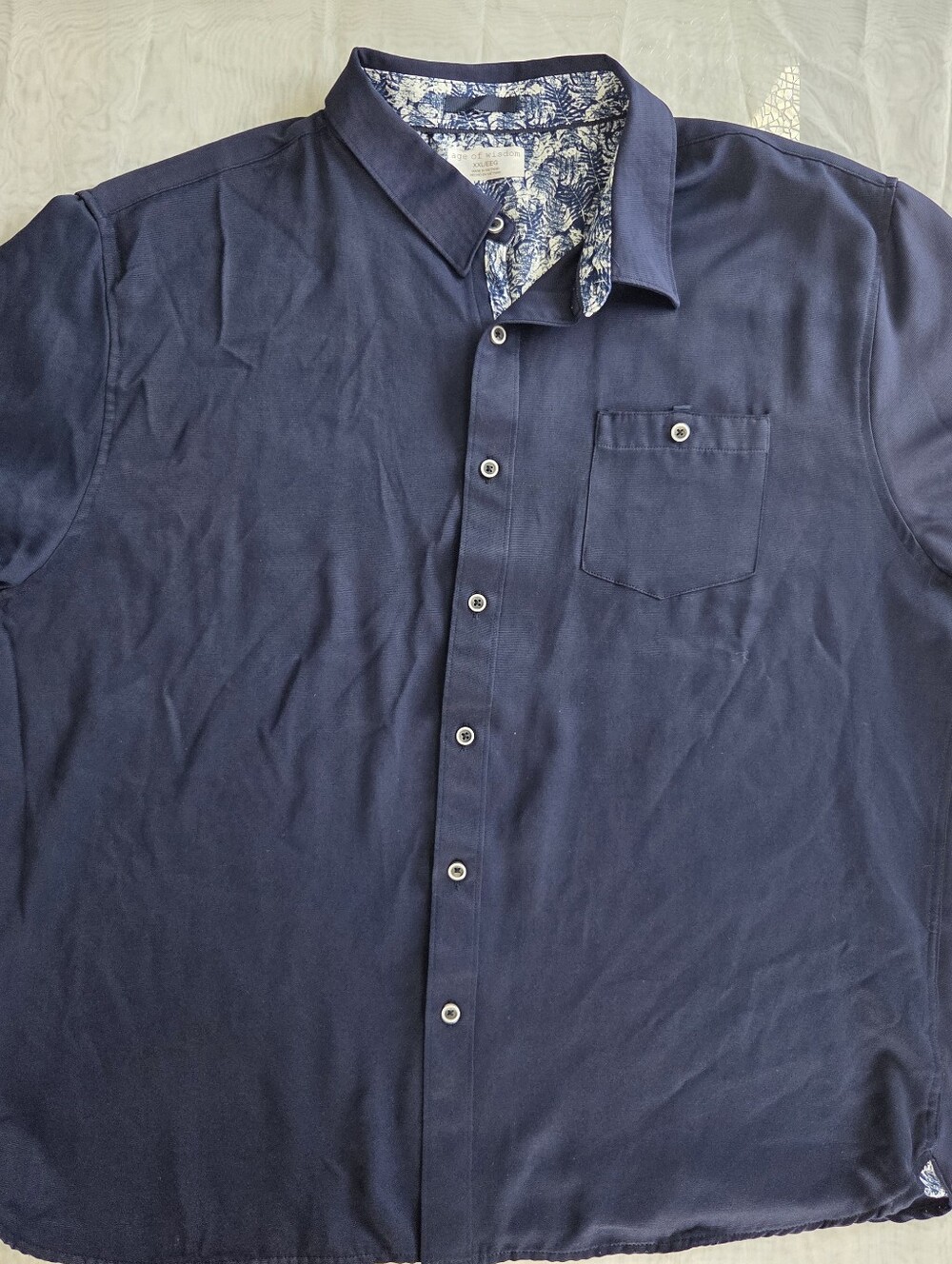 Age Of Wisdom Men's Navy Button-Up Shirt with Contrast Trim